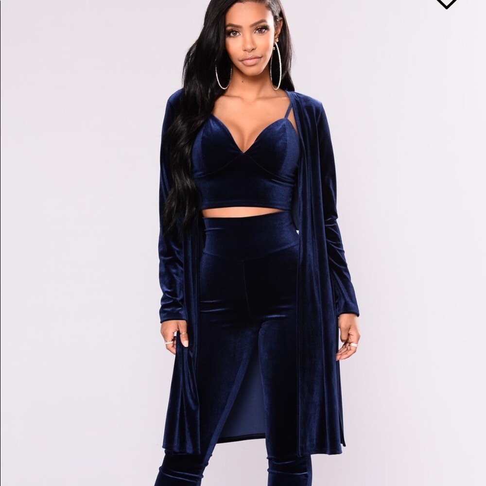 More the Merrier Velvet Set - Navy